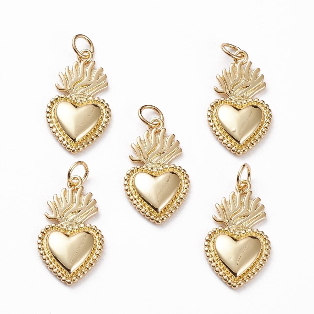 8909 10 pcs Golden Color Gothic Heart Theme Brass Charms Sacred Love Real